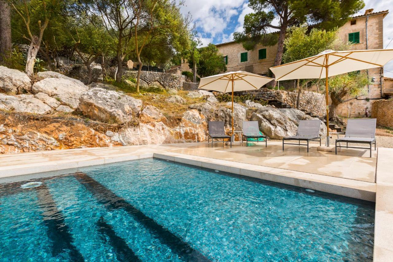 Holiday Finca Biniatzar * Palma
